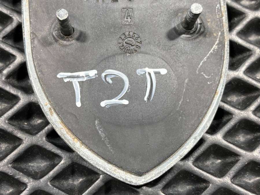 991559215 Эмблема  Porsche Cayenne 958 2016г. | Фото № 8  991559215 Эмблема  Porsche Cayenne 958 2016г. - Фото 8