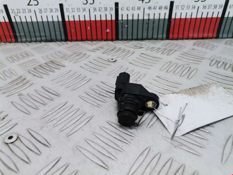 Датчик распредвала Honda CR-V 2 (2001-2006) Внедорожник 5дв. 2004г. | Фото № 3 Датчик распредвала Honda CR-V 2 (2001-2006) Внедорожник 5дв. 2004г. - Фото 3
