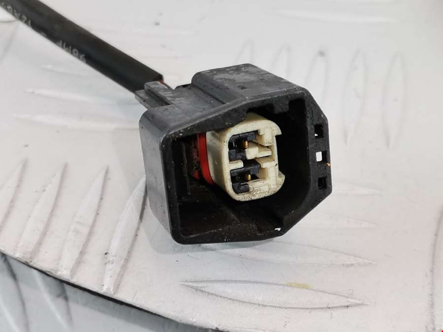 Датчик детонации Ford Fiesta 5 (2002-2008) Хетчбэк 5дв. 2003г. | Фото № 2 Датчик детонации Ford Fiesta 5 (2002-2008) Хетчбэк 5дв. 2003г. - Фото 2