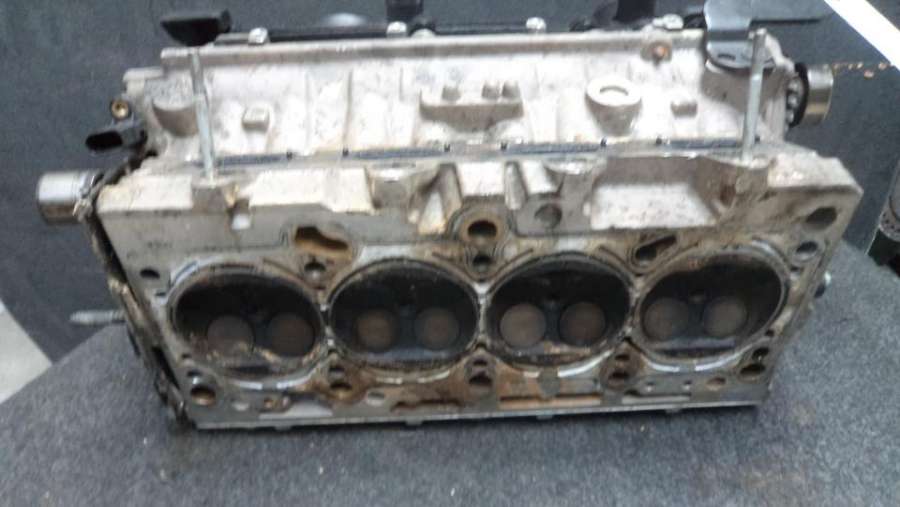 06D103373ALBVYAXWBLRBLXBLYBVXBVYBVZ       Головка блока цилиндров  Volkswagen Jetta 5 поколение 2006г. | Фото № 3  06D103373ALBVYAXWBLRBLXBLYBVXBVYBVZ       Головка блока цилиндров  Volkswagen Jetta 5 поколение 2006г. - Фото 3