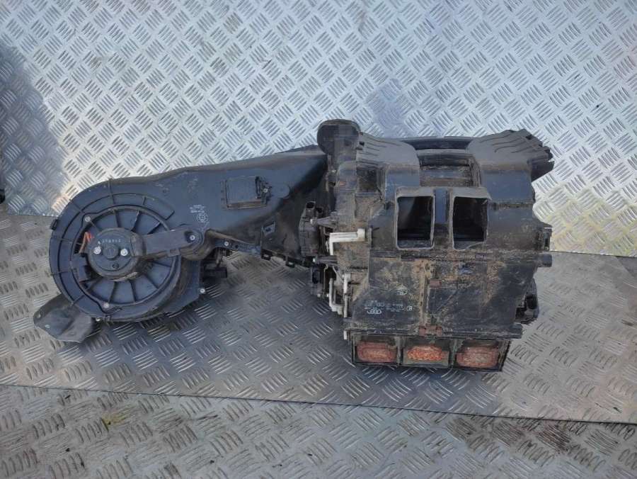 Корпус печки Audi A6 C5 (S6,RS6) 2002г. | Фото № 11 Корпус печки Audi A6 C5 (S6,RS6) 2002г. - Фото 11