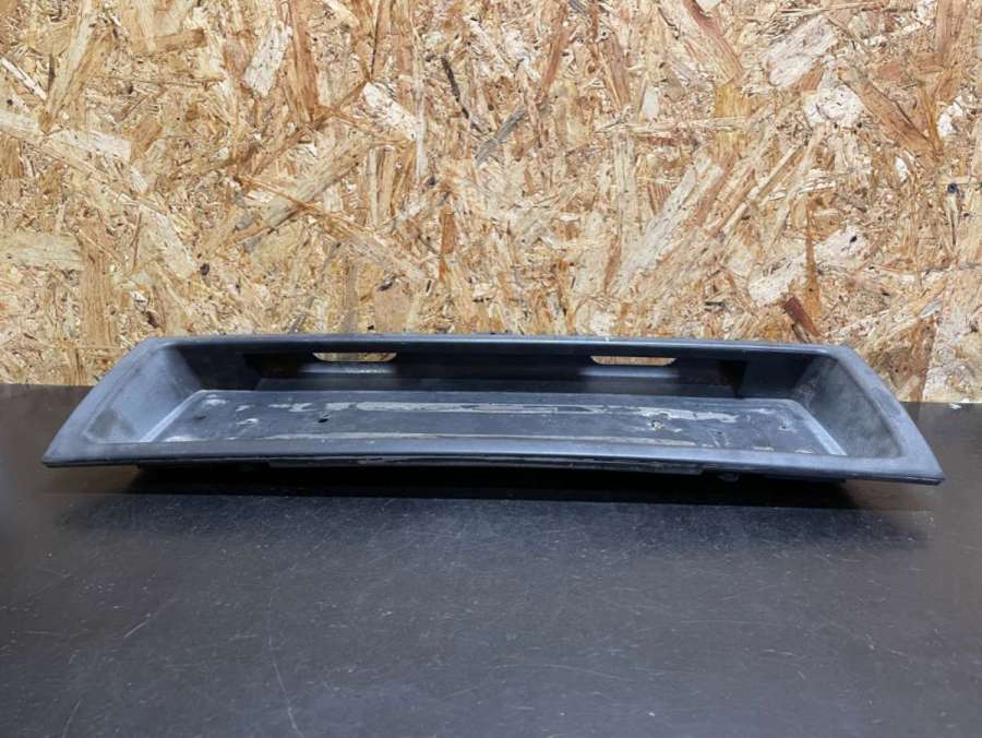 Бленда под номер Audi 100 C4 1992г. | Фото № 2 Бленда под номер Audi 100 C4 1992г. - Фото 2