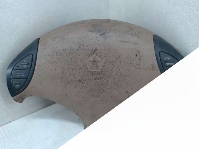 Подушка безопасности Chrysler Voyager (1996 - 2000) Минивен 1996г. | Фото № 1 Подушка безопасности Chrysler Voyager (1996 - 2000) Минивен 1996г. - Фото 1