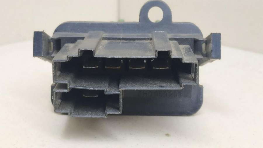 3131090055 Сопротивление печки Volkswagen Passat B3 1992г. | Фото № 2 3131090055 Сопротивление печки Volkswagen Passat B3 1992г. - Фото 2