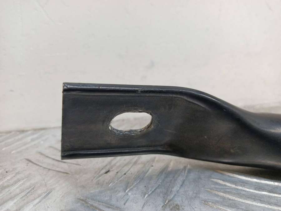 5.1717159588716E+17 Распорная планка телевизора правая  BMW X5 2011г. | Фото № 4  5.1717159588716E+17 Распорная планка телевизора правая  BMW X5 2011г. - Фото 4