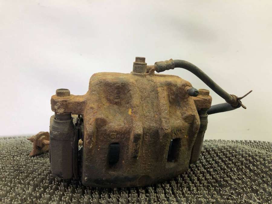 Суппорт передний левый Kia Sorento внедорожник 2005г. | Фото № 2 Суппорт передний левый Kia Sorento внедорожник 2005г. - Фото 2