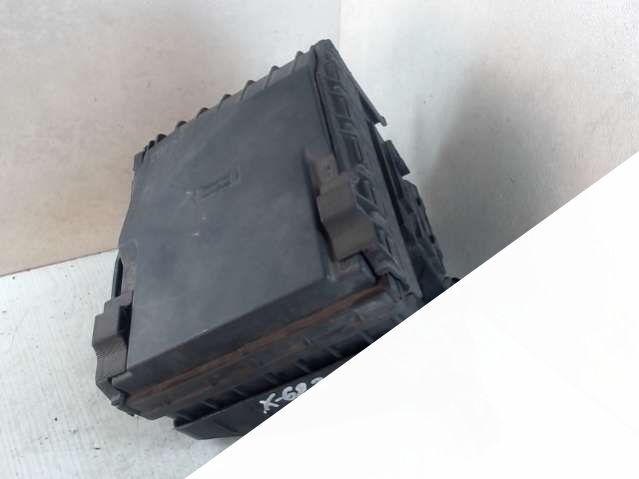 Блок предохранителей (реле) Volkswagen Passat 6 (2005 - 2010) Универсал 2008г. | Фото № 1 Блок предохранителей (реле) Volkswagen Passat 6 (2005 - 2010) Универсал 2008г. - Фото 1