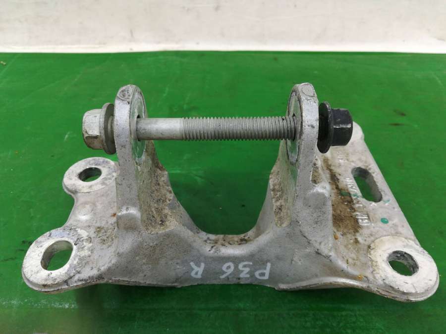 13377310 Кронштейн балки правый Buick Envision внедорожник 5 дв. 2019г. | Фото № 1 13377310 Кронштейн балки правый Buick Envision внедорожник 5 дв. 2019г. - Фото 1