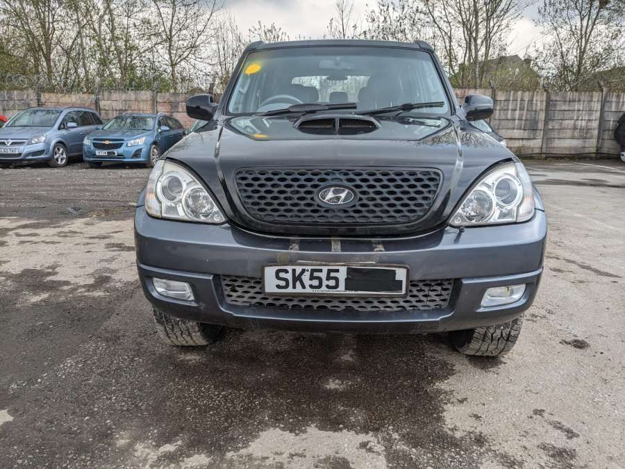 Ручка двери внутренняя передняя левая Hyundai Terracan (2001-2007) Внедорожник 5дв. 2005г. | Фото № 9 Ручка двери внутренняя передняя левая Hyundai Terracan (2001-2007) Внедорожник 5дв. 2005г. - Фото 9