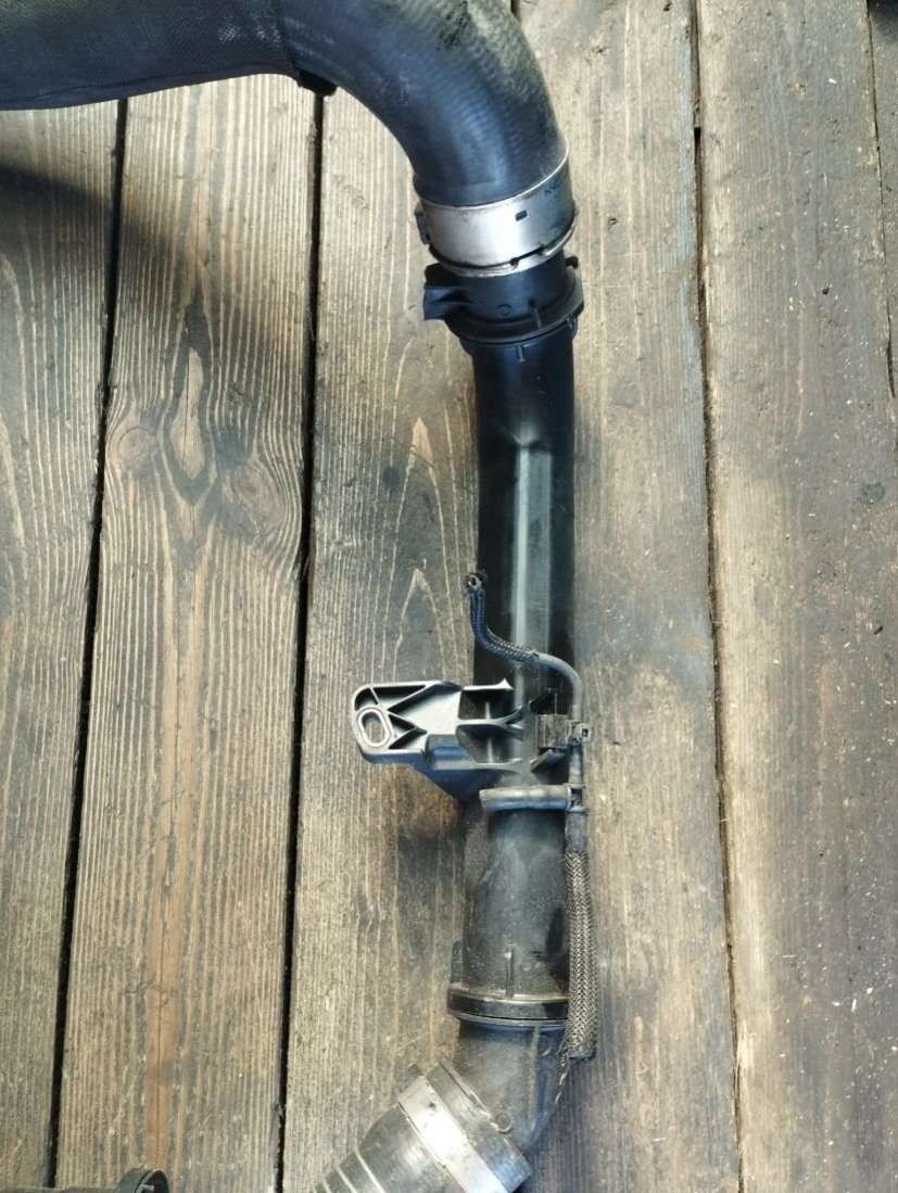 144634EB0A144634BE0B1115760S02 Патрубок интеркулера Nissan X-Trail T32 2016г. | Фото № 2 144634EB0A144634BE0B1115760S02 Патрубок интеркулера Nissan X-Trail T32 2016г. - Фото 2