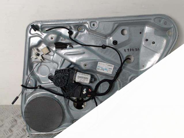 Стеклоподъемник электрический,право,зад Volkswagen Passat 5 (1996 - 2000) Универсал 1997г. | Фото № 1 Стеклоподъемник электрический,право,зад Volkswagen Passat 5 (1996 - 2000) Универсал 1997г. - Фото 1