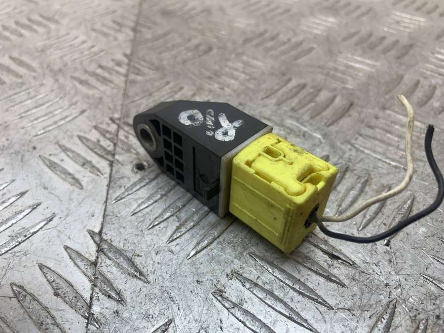 Датчик удара  Kia Rio 3 0000г. | Фото № 3   Датчик удара  Kia Rio 3 0000г. - Фото 3