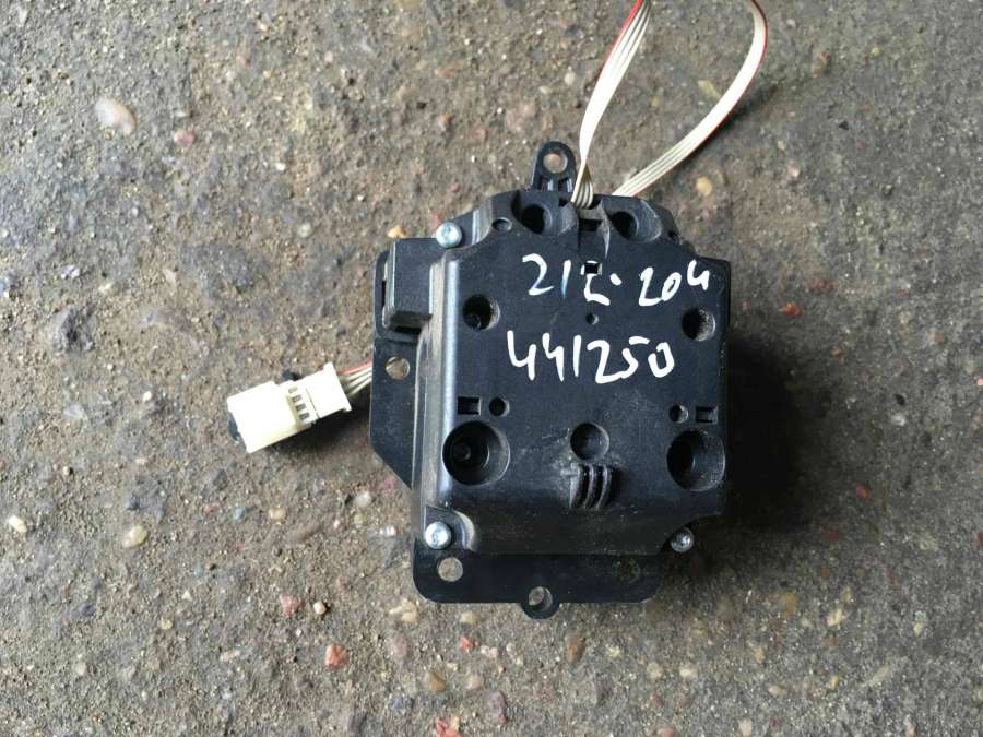 2128702751A2128702751 Джойстик управления мультимедиа  Mercedes-Benz E W212/S212/C207/A207 2011г. | Фото № 1  2128702751A2128702751 Джойстик управления мультимедиа  Mercedes-Benz E W212/S212/C207/A207 2011г. - Фото 1