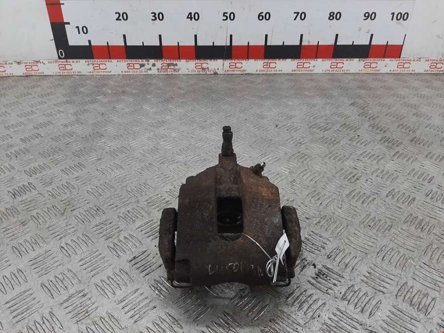 Суппорт задний левый Volvo XC90 1 (2002-2014) Внедорожник 5дв. 2004г. | Фото № 1 Суппорт задний левый Volvo XC90 1 (2002-2014) Внедорожник 5дв. 2004г. - Фото 1