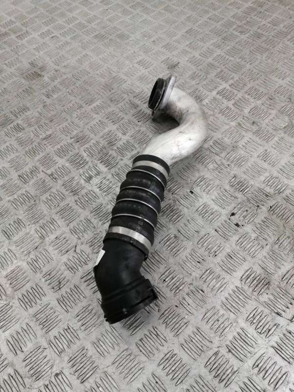 11617808414 Патрубок интеркулера BMW 5 универсал 2009г. | Фото № 2 11617808414 Патрубок интеркулера BMW 5 универсал 2009г. - Фото 2