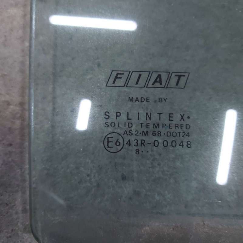 Стекло двери задней правой  Fiat Marea 1998г. | Фото № 1   Стекло двери задней правой  Fiat Marea 1998г. - Фото 1