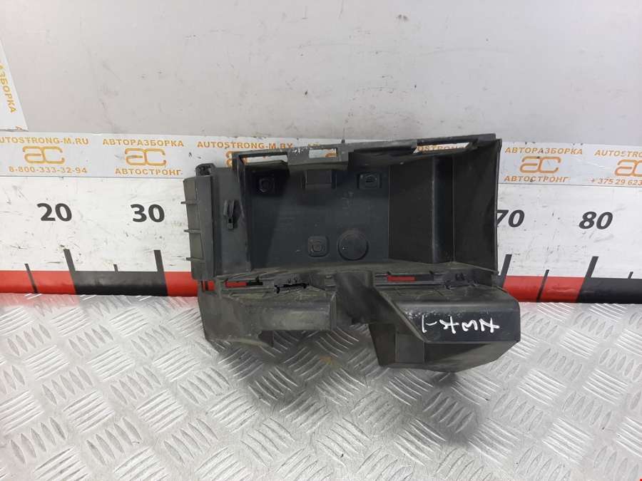 30678277 Кронштейн (крепление) заднего бампера левый Volvo XC90 1 (2002-2014) Внедорожник 5дв. 2004г. | Фото № 2 30678277 Кронштейн (крепление) заднего бампера левый Volvo XC90 1 (2002-2014) Внедорожник 5дв. 2004г. - Фото 2