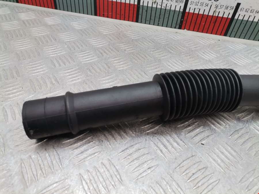 Резонатор воздушного фильтра Renault Espace 3 (1996-2002) Минивэн 1999г. | Фото № 3 Резонатор воздушного фильтра Renault Espace 3 (1996-2002) Минивэн 1999г. - Фото 3