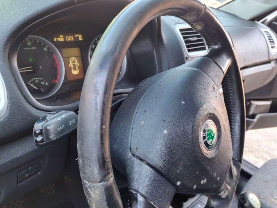 Суппорт передний левый Skoda Roomster (5J) (2006-2015) Универсал 2008г. | Фото № 15 Суппорт передний левый Skoda Roomster (5J) (2006-2015) Универсал 2008г. - Фото 15