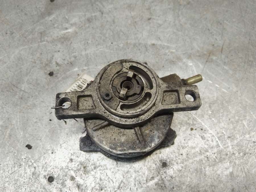 Насос вакуумный Nissan Micra Хэтчбэк 3 дв. 1998г. | Фото № 1 Насос вакуумный Nissan Micra Хэтчбэк 3 дв. 1998г. - Фото 1