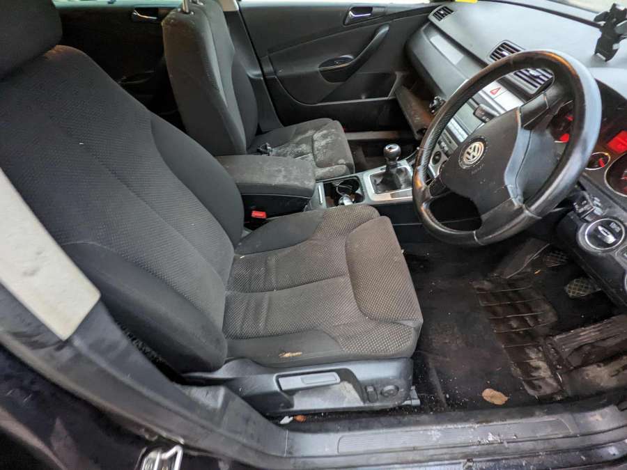 3C2941823 Блок предохранителей Volkswagen Passat 6 (2005-2010) Универсал 2007г. | Фото № 8 3C2941823 Блок предохранителей Volkswagen Passat 6 (2005-2010) Универсал 2007г. - Фото 8