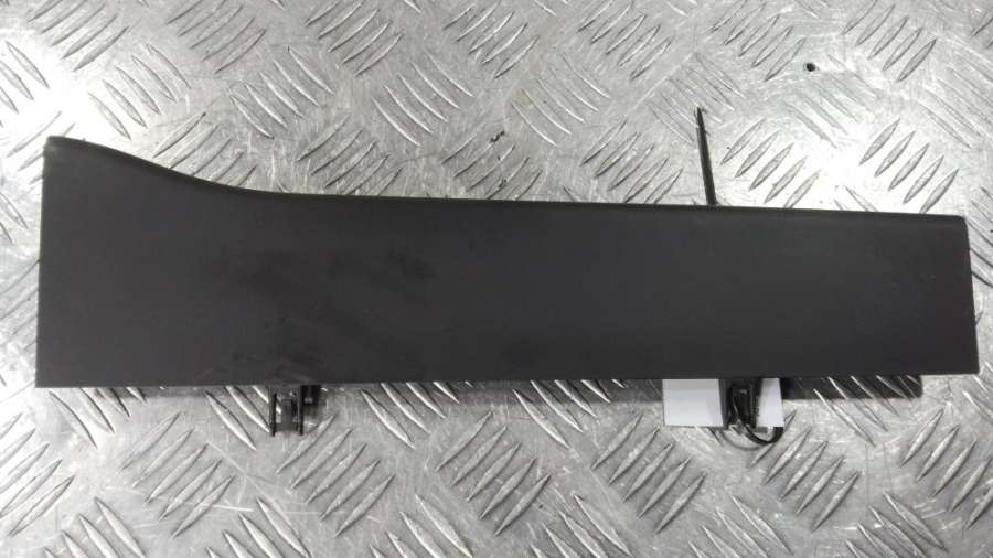 08635248 Накладка декоративная на торпедо Volvo V70 2012г. | Фото № 1 08635248 Накладка декоративная на торпедо Volvo V70 2012г. - Фото 1