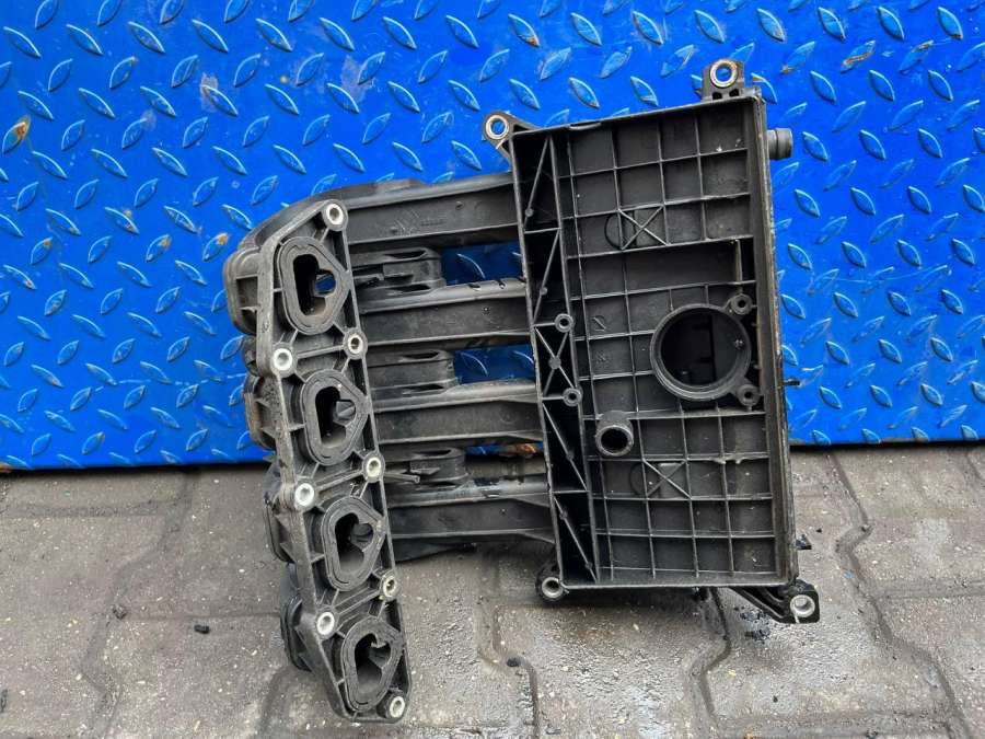 8200166856 Коллектор впускной  Renault Kangoo 1 поколение 2001г. | Фото № 4  8200166856 Коллектор впускной  Renault Kangoo 1 поколение 2001г. - Фото 4