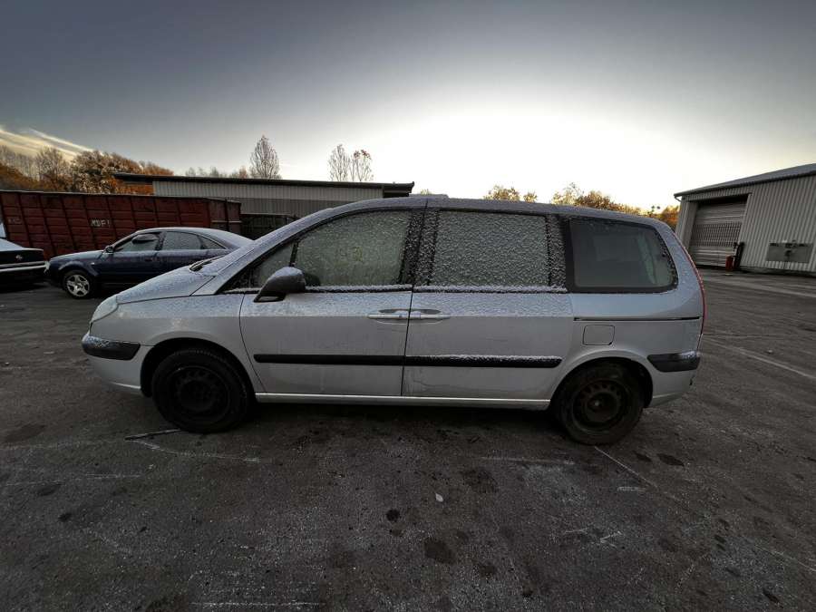 Суппорт задний левый Citroen C8 (2002-2014) Минивэн 2006г. | Фото № 8 Суппорт задний левый Citroen C8 (2002-2014) Минивэн 2006г. - Фото 8