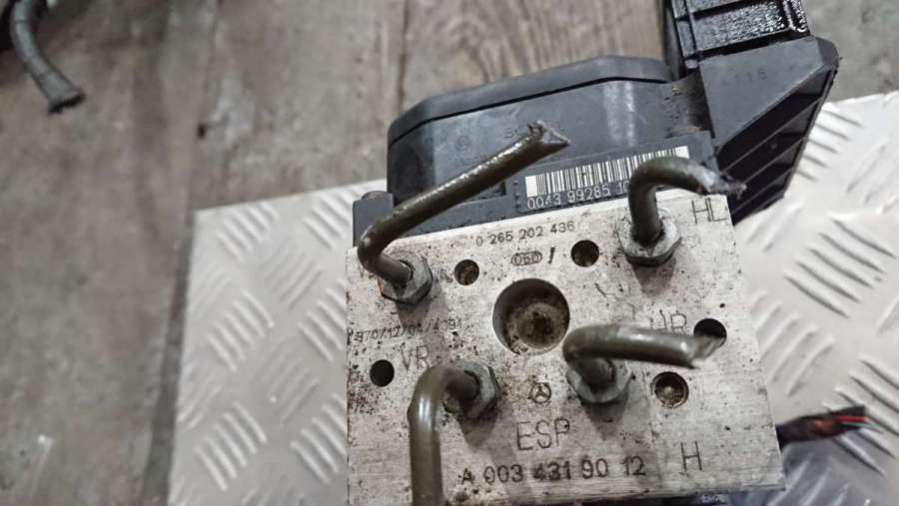 A0034319012 Блок АБС (ABS) Mercedes E W210 2001г. | Фото № 1 A0034319012 Блок АБС (ABS) Mercedes E W210 2001г. - Фото 1