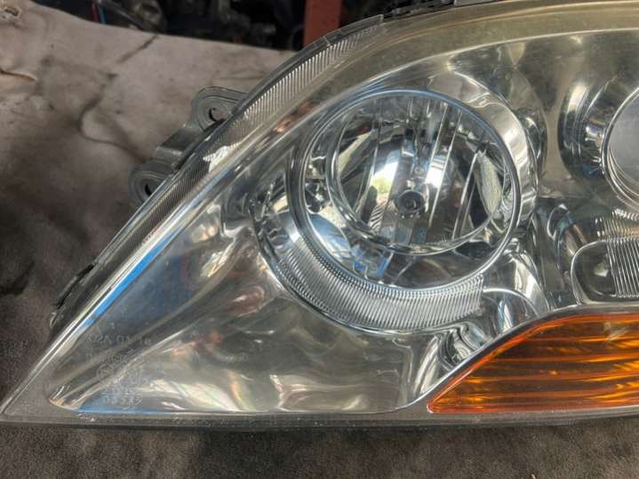 921013E5XX Фара левая Kia Sorento 1 поколение (2002-2006) 2002г. | Фото № 2 921013E5XX Фара левая Kia Sorento 1 поколение (2002-2006) 2002г. - Фото 2