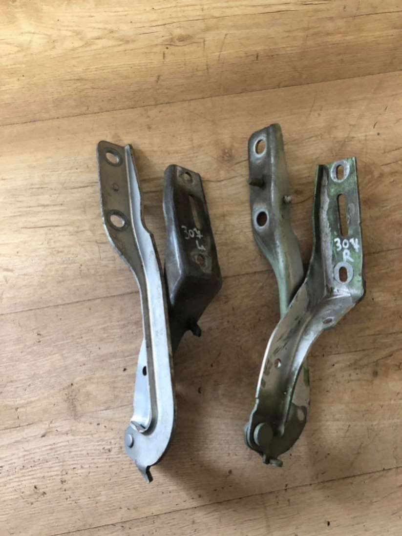 Петля капота Peugeot 307 2001г. | Фото № 2 Петля капота Peugeot 307 2001г. - Фото 2