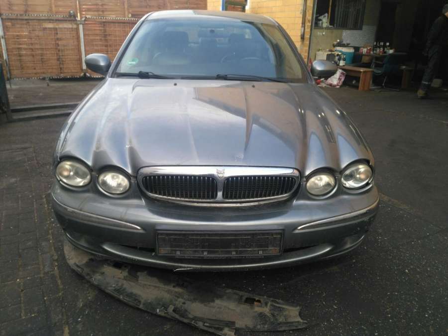 Суппорт задний левый Jaguar X-Type (2001-2009) Седан 2002г. | Фото № 7 Суппорт задний левый Jaguar X-Type (2001-2009) Седан 2002г. - Фото 7