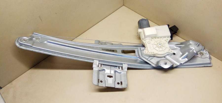 EB53-7823201AE00860297R9CRBFOMOCO Стеклоподъемник электрический передний левый  Ford Explorer 5  U502 рест. внедорожник 5 дв. 2016г. | Фото № 1  EB53-7823201AE00860297R9CRBFOMOCO Стеклоподъемник электрический передний левый  Ford Explorer 5  U502 рест. внедорожник 5 дв. 2016г. - Фото 1