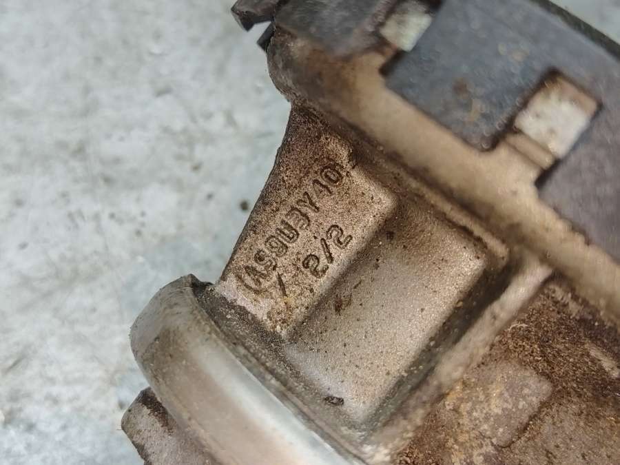 Клапан EGR Citroen Xsara Picasso Минивэн 2003г. | Фото № 5 Клапан EGR Citroen Xsara Picasso Минивэн 2003г. - Фото 5