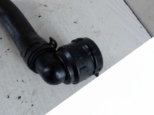 Патрубок (трубопровод, шланг) Volkswagen Passat 7 (2010 - 2015) Универсал 2011г. | Фото № 3 Патрубок (трубопровод, шланг) Volkswagen Passat 7 (2010 - 2015) Универсал 2011г. - Фото 3