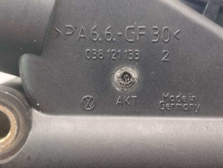 038121133 Фланец (тройник) системы охлаждения  Skoda Fabia 2000г. | Фото № 8  038121133 Фланец (тройник) системы охлаждения  Skoda Fabia 2000г. - Фото 8