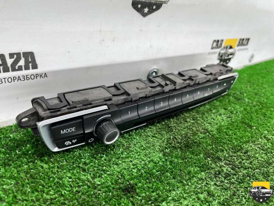 E1065974F Панель управления магнитолой BMW 3 F30/F31/GT F34 2014г. | Фото № 5 E1065974F Панель управления магнитолой BMW 3 F30/F31/GT F34 2014г. - Фото 5