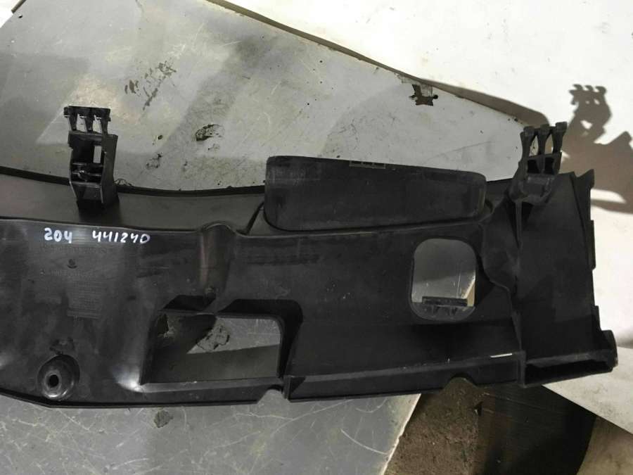 2045001455A2045001455 Воздухозаборник Mercedes-Benz C W204 2010г. | Фото № 3 2045001455A2045001455 Воздухозаборник Mercedes-Benz C W204 2010г. - Фото 3