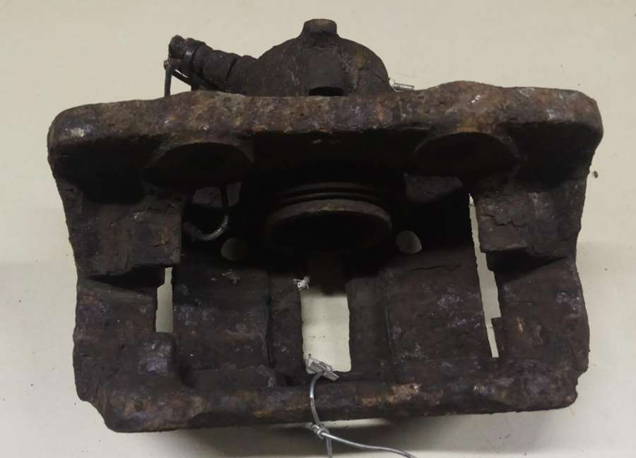 Суппорт передний левый  Citroen Berlingo (M49) фургон 1997г. | Фото № 2   Суппорт передний левый  Citroen Berlingo (M49) фургон 1997г. - Фото 2