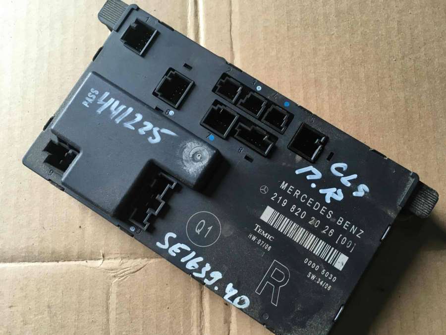 2198202026 Модуль управления двери передней правой Mercedes-Benz CLS C219 2007г. | Фото № 1 2198202026 Модуль управления двери передней правой Mercedes-Benz CLS C219 2007г. - Фото 1