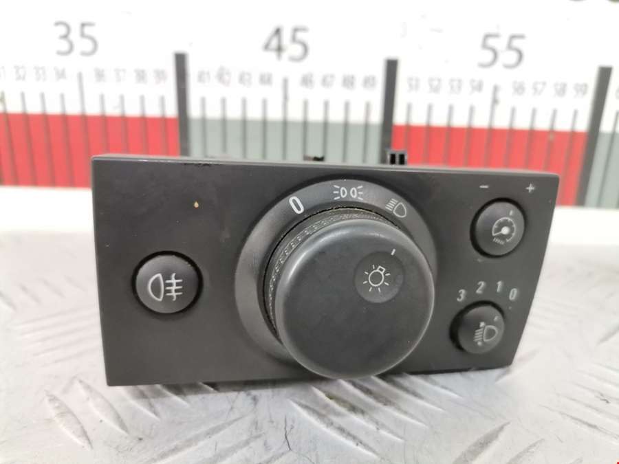 93394756 Переключатель света Opel Meriva A (2003-2010) Минивэн 2003г. | Фото № 1 93394756 Переключатель света Opel Meriva A (2003-2010) Минивэн 2003г. - Фото 1