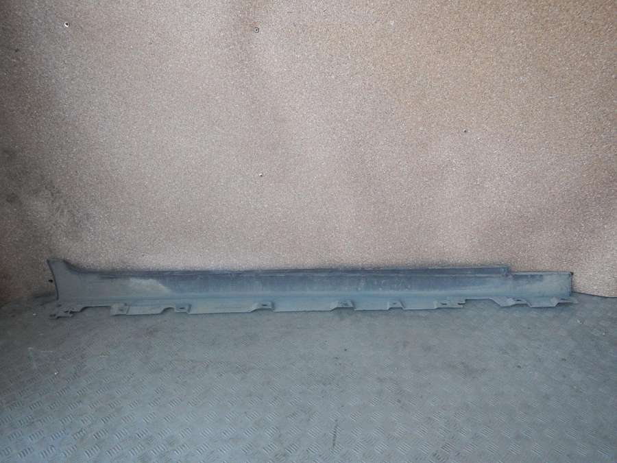 51777184773 Накладка порога наружная левая  Bmw 5 0000г. | Фото № 4  51777184773 Накладка порога наружная левая  Bmw 5 0000г. - Фото 4