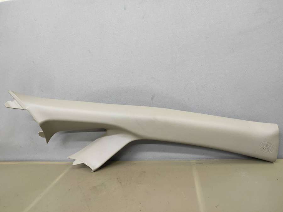 6221108060 Обшивка стойки передней передняя правая Toyota Sienna 2014г. | Фото № 1 6221108060 Обшивка стойки передней передняя правая Toyota Sienna 2014г. - Фото 1