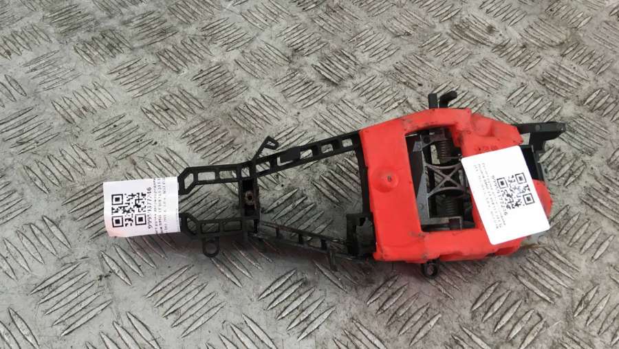 51217259830 Скелет ручки двери передней правой BMW 3 универсал 2014г. | Фото № 1 51217259830 Скелет ручки двери передней правой BMW 3 универсал 2014г. - Фото 1