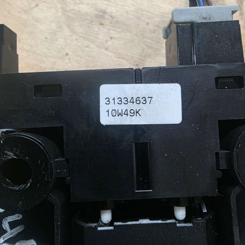 31334637 Кнопка ручного тормоза (ручника) Volvo XC60 1 2011г. | Фото № 4 31334637 Кнопка ручного тормоза (ручника) Volvo XC60 1 2011г. - Фото 4