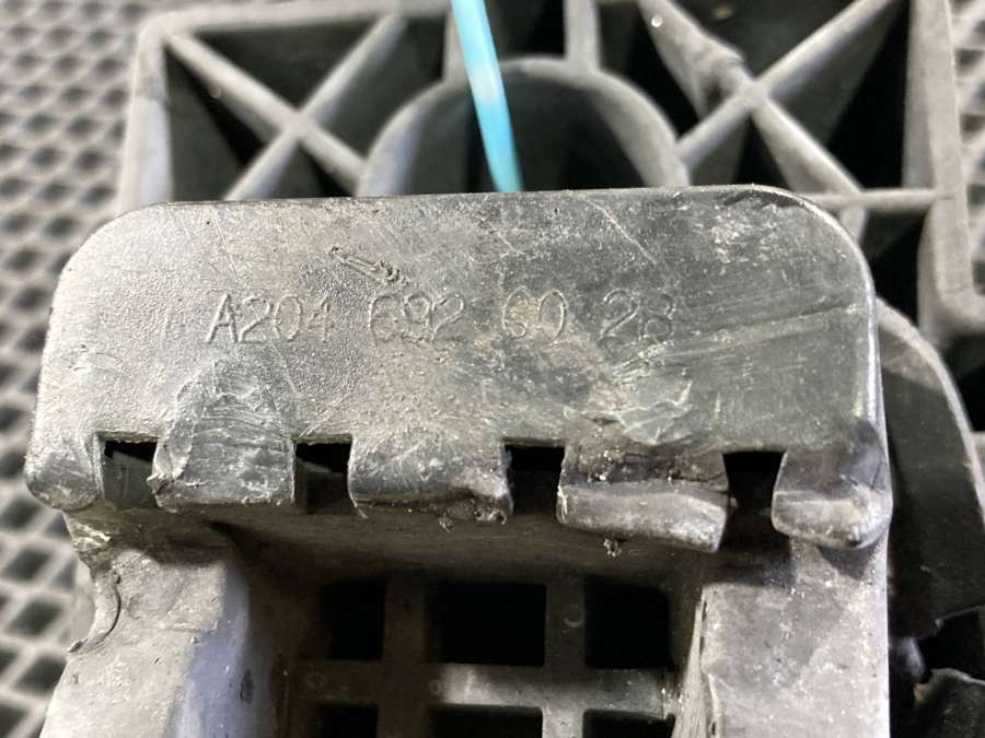 A1666900134A2046920028 Опора под домкрат (поддомкратная подушка)  Mercedes-Benz GL X166 2015г. | Фото № 10  A1666900134A2046920028 Опора под домкрат (поддомкратная подушка)  Mercedes-Benz GL X166 2015г. - Фото 10