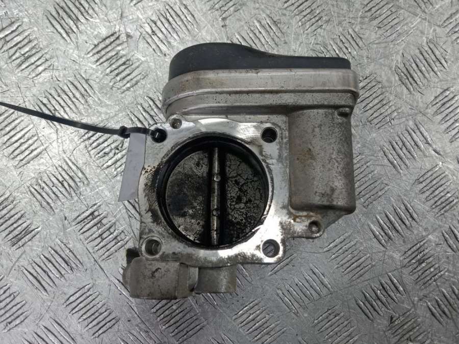 06F133062 Заслонка дроссельная Volkswagen Golf 2007г. | Фото № 2 06F133062 Заслонка дроссельная Volkswagen Golf 2007г. - Фото 2