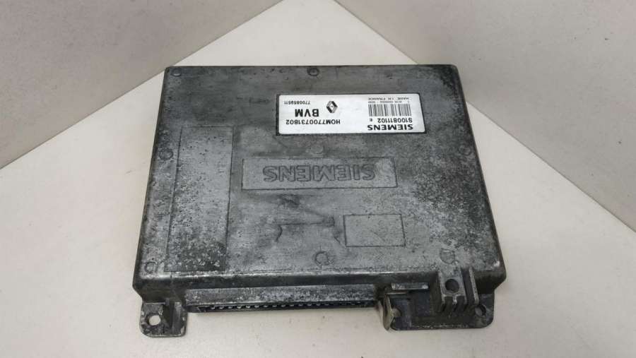 SIEMENSBVMHOM77007318027700859511S100811102E Блок управления двигателем Renault 21 1988г. | Фото № 1 SIEMENSBVMHOM77007318027700859511S100811102E Блок управления двигателем Renault 21 1988г. - Фото 1