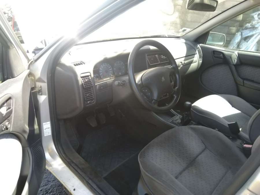 962077298 Лючок бензобака Citroen Xantia (1992-2002) Универсал 2000г. | Фото № 14 962077298 Лючок бензобака Citroen Xantia (1992-2002) Универсал 2000г. - Фото 14