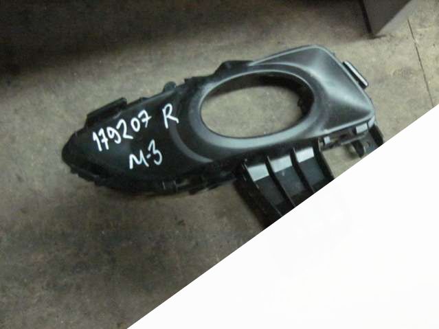 P3755R Решетка переднего бампера правая  Mazda 3 0000г. | Фото № 1  P3755R Решетка переднего бампера правая  Mazda 3 0000г. - Фото 1